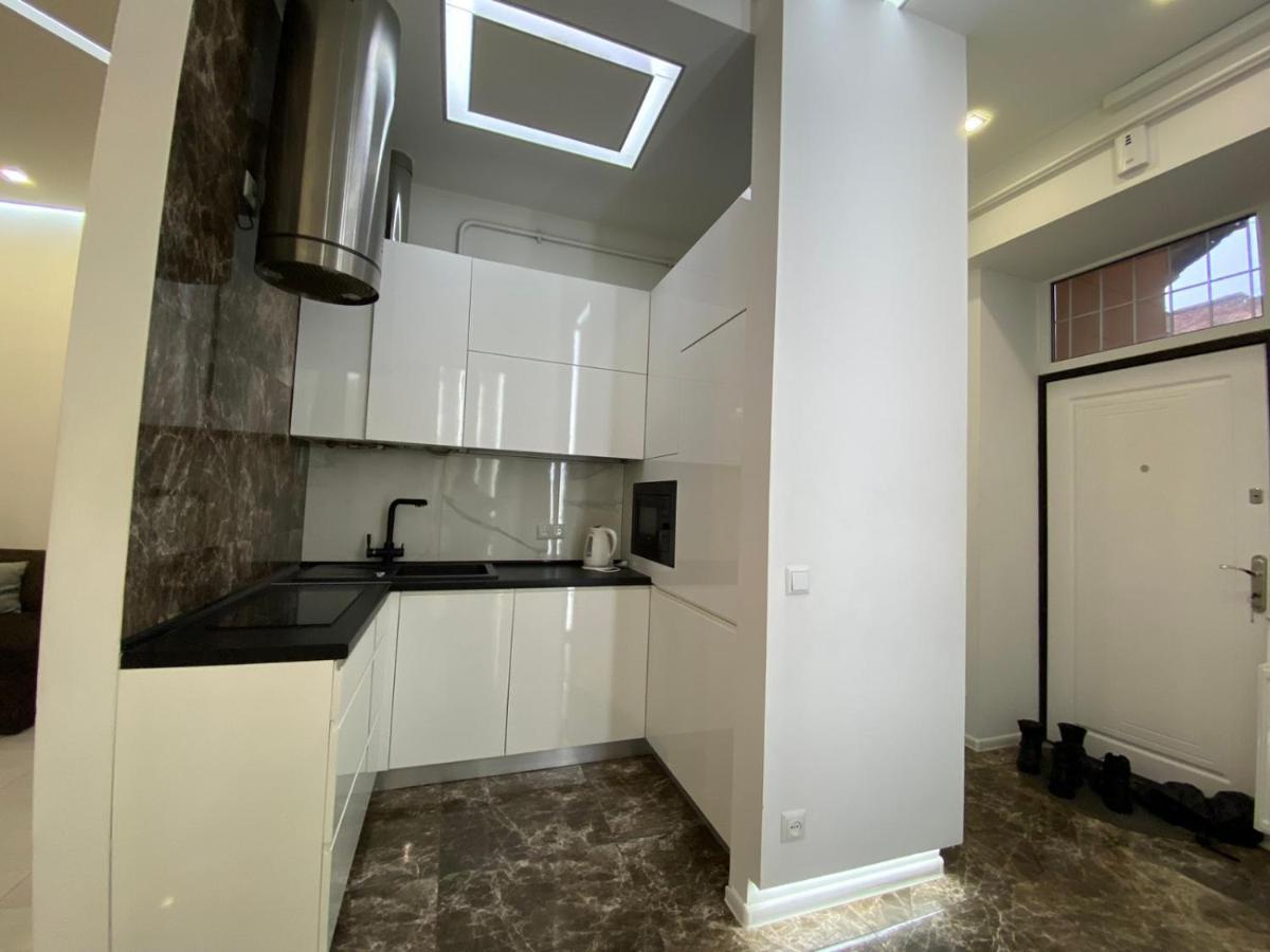 Galicia Apartments Лвив Екстериор снимка