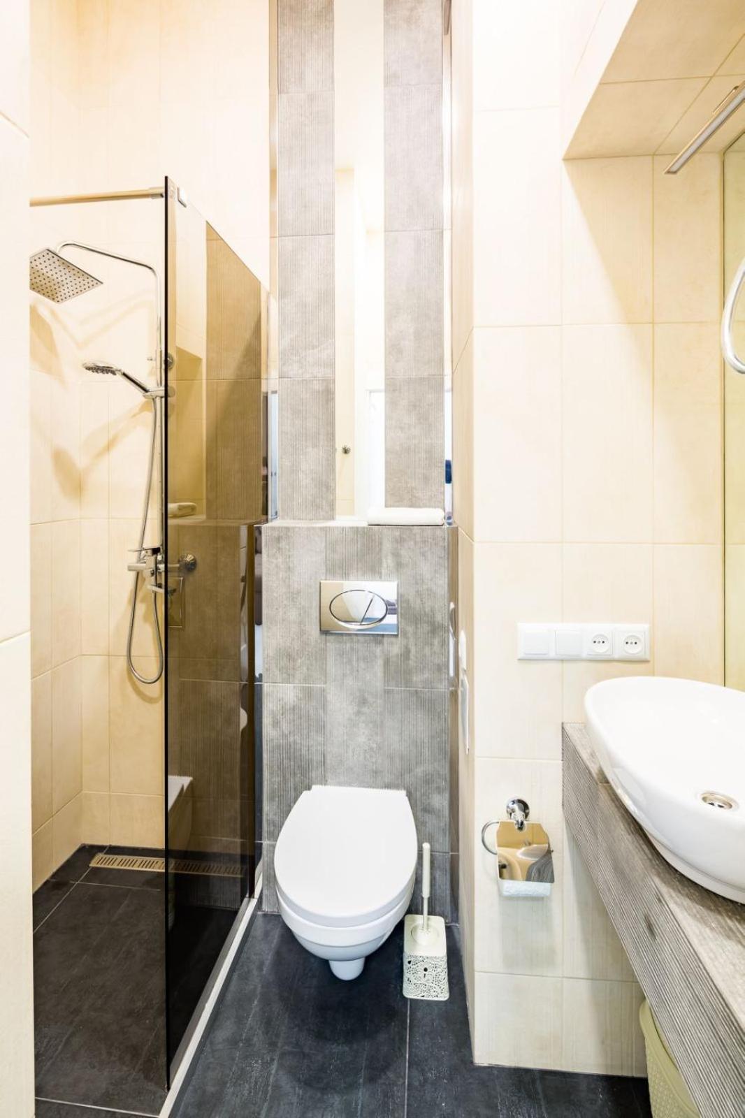 Galicia Apartments Лвив Екстериор снимка