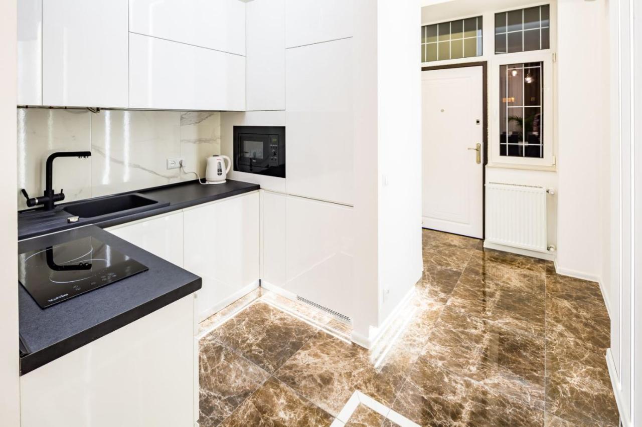 Galicia Apartments Лвив Екстериор снимка