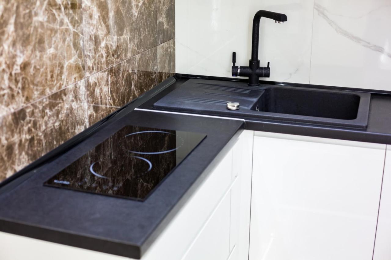 Galicia Apartments Лвив Екстериор снимка